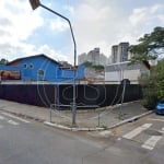 Terreno comercial de esquina com 460m² de área total