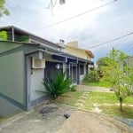 Casa com 5 quartos à venda na Rua Fernando Osório, 235, Teresópolis, Porto Alegre