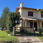 Casa com 3 quartos à venda na Das Amendoeiras, 427, Morrinhos, Garopaba