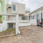 Casa com 7 quartos à venda na Avenida Cristóvão Colombo, 2586, Floresta, Porto Alegre