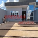 Casa com 84 MTS no períolo com pé direito alto lote 150 MTS