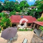 Casa em condomínio de alto padrão em Itaipu.