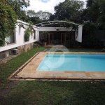 Casa com 4 dormitórios, piscina à venda, 291 m² por R$ 1.200.000 - Pendotiba - Niterói/RJ