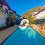 Casa com 4 dormitórios à venda, 300 m² por R$ 3.500.000,00 - Itacoatiara - Niterói/RJ