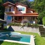 Casa com 3 dormitórios à venda, 300 m² por R$ 1.600.000,00 - Serra Grande - Niterói/RJ