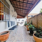 Casa com 3 dormitórios à venda, 300 m² por R$ 700.000,00 - Santa Rosa - Niterói/RJ