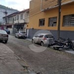 Apartamento térreo, dentro de uma Vila graciosa, com 3 dormitórios, copa cozinha e 1 vaga