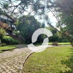 Casa com 4 dormitórios à venda, 400 m² por R$ 974.990,00 - Mata Paca - Niterói/RJ