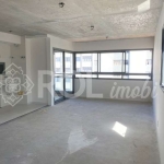 Apartamento 85 m², 2 dormitórios sendo 1 suíte, varanda e 2 vagas, Avenida Pompéia