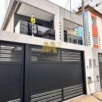 Sobrado com 3 dorms, Aviação, Praia Grande - R$ 1.08 mi, Cod: 13556