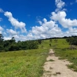 Fazenda à venda em Reserva no Paraná. Com 214 alqueires, 40 alqueires de lavoura a plantar, próximo do asfalto, bem formada, Rica de água.  R$ 17.000.