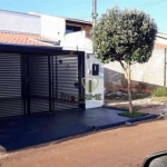 Casa Geminada à venda no Vila Romana em Londrina. 120m2 área privativa.