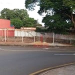 Terreno à venda no Califórnia em Londrina. Com 366 m², em ótima localização com escritório nos fundos.