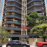 Apartamento à venda no centro de Londrina. Com 3 quartos sendo 1 suíte, sala de estar e jantar, sacada, lavabo, cozinha, área de serviço, despensa, ba