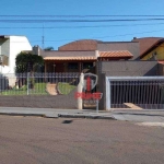 Casa à venda no Champagnat em Londrina. Com 4 quartos sendo 2 suítes, 3 salas, copa, cozinha, área de serviço, banheiro social, 4 vagas de garagem, fu