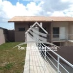 Casa com 03 Quartos (Sendo 01 Suíte) - Ótima Localização !!