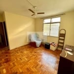 Apartamento à venda em Niterói-RJ, bairro São Lourenço: 2 quartos, 1 sala, 1 banheiro, 1 vaga de garagem - 50m² de área.