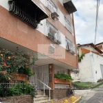 Apartamento à venda em Santa Rosa, Niterói-RJ: 2 quartos, 1 sala, 2 banheiros, 1 vaga, 73m² de área.