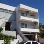 Casa de condomínio 3 dormitórios à venda no Bairro Cantegril com 400 m² de área privativa - 4 vagas de garagem