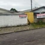 Casa em alvenaria com excelente terreno, quitado, medindo 466.86 - esquina com a R. Crescencio Batista, próximo Av. Maringá em Pinhais;