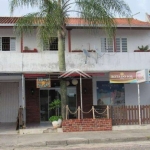 Sobrado com 3 dormitórios à venda, 200 m² por R$ 1.300.000,00 - Pérola - Itapoá/SC