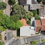 Terreno à venda na Rua Bezerra de Menezes, 178, Passo da Areia, Porto Alegre