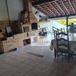 Chácara com 2 dormitórios à venda, 1624 m² por R$ 636.000,00 - Barreiro - Taubaté/SP