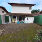 Casa com 3 dormitórios à venda, 148 m² por R$ 900.000,00 - Canto do Forte - Praia Grande/SP