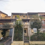 Casa com 5 quartos à venda na Rua Moacyr Godoy Ilha, 242, Espírito Santo, Porto Alegre