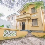 Casa com 3 quartos à venda na Rua Tobias Barreto, 460, Partenon, Porto Alegre