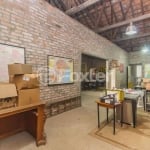 Casa com 2 quartos à venda na Avenida Cairu, 377/379, Navegantes, Porto Alegre