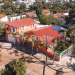 Casa com 3 quartos à venda na Rua Alfredo Varela, 305, Teresópolis, Porto Alegre