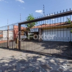 Casa comercial com 2 salas à venda na Avenida Montreal, 179, Jardim Lindóia, Porto Alegre