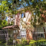 Casa comercial com 2 salas à venda na Rua Faria Santos, 355, Petrópolis, Porto Alegre