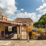 Casa com 4 quartos à venda na Rua Padre João Batista Reus, 2778, Camaquã, Porto Alegre