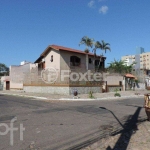 Casa com 5 quartos à venda na Rua Doutor Murtinho, 1127, Bom Jesus, Porto Alegre