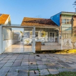 Casa comercial com 3 salas à venda na Avenida Assis Brasil, 897, Passo da Areia, Porto Alegre