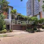 Casa com 7 quartos à venda na Rua Ciro Gavião, 182, Bela Vista, Porto Alegre