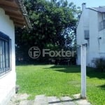 Casa com 1 quarto à venda na Avenida Guarujá, 220, Guarujá, Porto Alegre