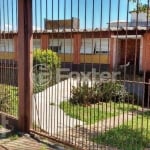 Casa com 3 quartos à venda na Avenida Natal, 187, Medianeira, Porto Alegre