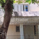 Casa com 3 quartos à venda na Rua Fontoura Xavier, 169, Jardim São Pedro, Porto Alegre