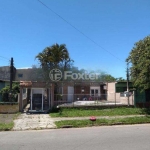 Casa com 4 quartos à venda na Avenida Francisco Talaia de Moura, 445, Rubem Berta, Porto Alegre