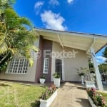 Casa com 4 quartos à venda na Rua Capiberibe, 441, Igara, Canoas