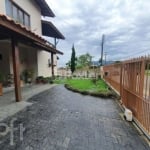 Casa com 4 quartos à venda na Rua Professor Américo Vespúcio Prates, 46, Carianos, Florianópolis