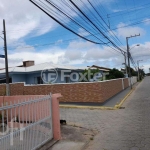 Casa com 3 quartos à venda na Rua Moçambique, 267, São João do Rio Vermelho, Florianópolis