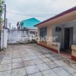 Casa com 3 quartos à venda na Avenida Capivari, 2360, Cristal, Porto Alegre