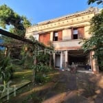 Casa com 4 quartos à venda na Rua Dário Pederneiras, 155, Petrópolis, Porto Alegre