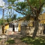 Casa com 3 quartos à venda na Avenida Juca Batista, 7139, Ponta Grossa, Porto Alegre