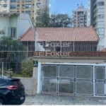 Casa com 3 quartos à venda na Rua Luis Cosme, 104, Passo da Areia, Porto Alegre