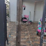 Casa com 2 quartos à venda na Rua G, 480, Chácara das Rosas, Cachoeirinha